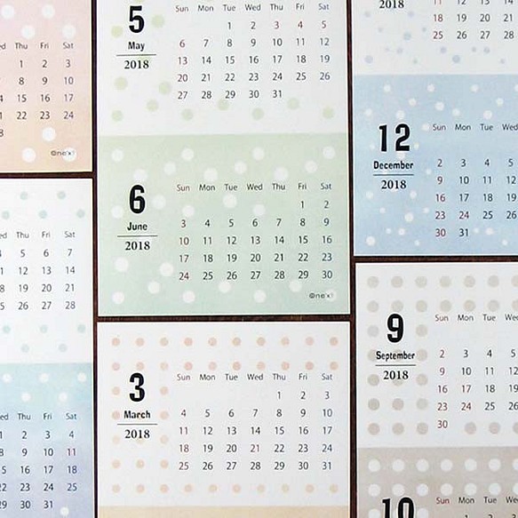 水玉カレンダー 18年 カレンダー One X Creation 通販 Creema クリーマ ハンドメイド 手作り クラフト作品の販売サイト