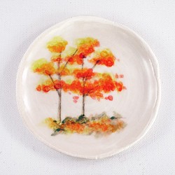 陶板画 “思い出の紅葉”-下絵付けによる風景画 1枚目の画像