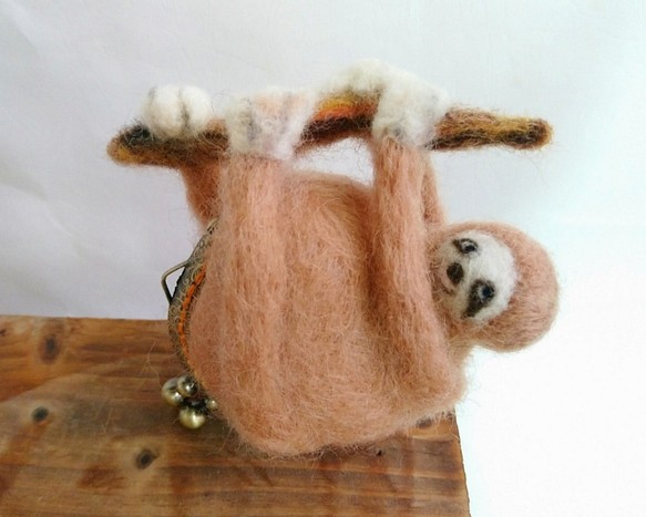 羊毛氈動物系列口金包-圖滾滾的樹懶 第1張的照片