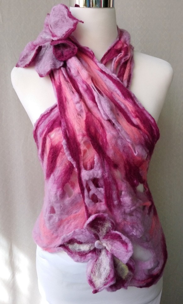 Mum羊毛氈手創作品--紫粉色系.花花飾界圍巾/衣飾 第1張的照片