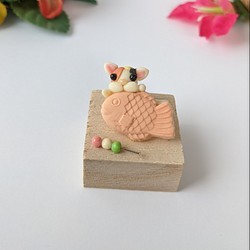 ミニチュア和菓子 たい焼き ねこ人形 ミニチュア雑貨 4　樹脂粘土　猫 1枚目の画像
