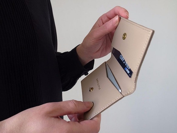 【完売】シンプルなカードケース （ミニ財布としても） - Card Case - ベージュ 1枚目の画像