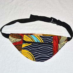 ギテンゲウエストバッグ　‐アフリカの布ギテンゲで作ったウエストバッグ（20GWB01） 1枚目の画像