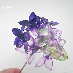 插入繡球（紫色）一個髮夾 第1張的照片