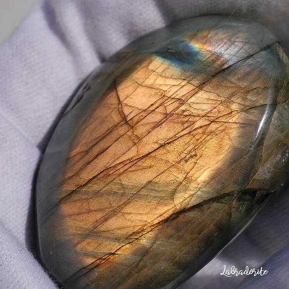 天然石約80gピンクオレンジゴールドシラーラブラドライト約53×厚25mm[lb-200808-01] 1枚目の画像