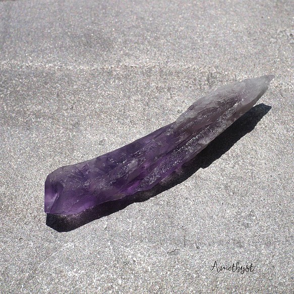 天然石 約73mmアメジストダガーポイント(ブラジル産)約12.5g 紫水晶短剣似結晶[atp-201008-02] 1枚目の画像
