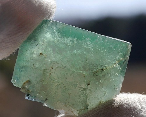 天然石レディ・アナベラマイン鉱山産フローライト原石 約18g 約33mm