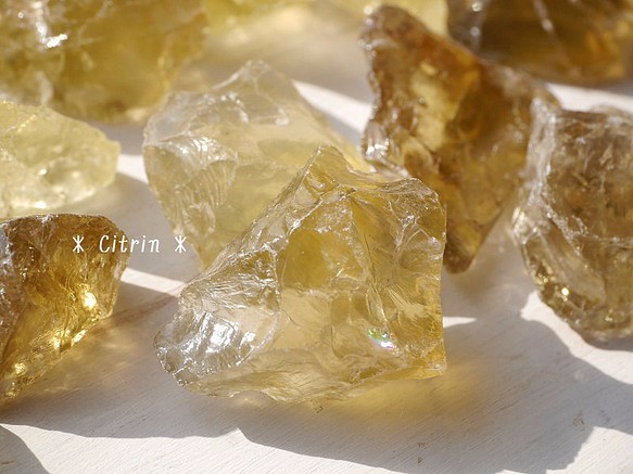 天然石 シトリン(黄水晶) 虹入り♪ラフロック原石 単品 約20〜26g 鉱物