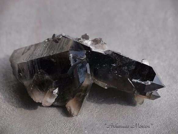 天然石 黒水晶クラスター(アーカンソー州産)約45g 1点ものモリオン