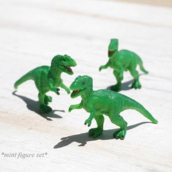 「T-Rex」3体セット ミニフィギュア☆サファリ社グッドラック・ミニ デコ素材[saf-180622-01] 1枚目の画像