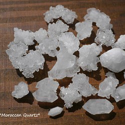 天然石モロッコ産水晶結晶ミニ原石クラスター 約15mm前後 約25～26g 穴なし[mro-180926-01] 1枚目の画像