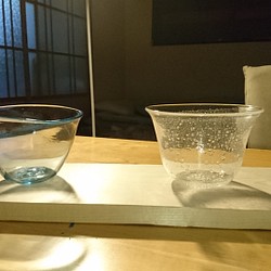 ガラスの手作り小鉢 1枚目の画像