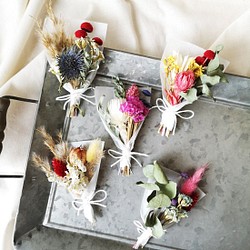 【２個で500円】ビビッド　ミニブーケ 結婚式 ミニ花束 席札に　ウェディング bouquet009 1枚目の画像