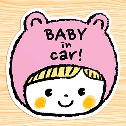 BABY IN CAR マグネットステッカー(ピンクのおちびちゃん） 1枚目の画像