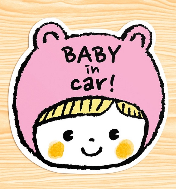 BABY IN CAR マグネットステッカー(ピンクのおちびちゃん） 1枚目の画像