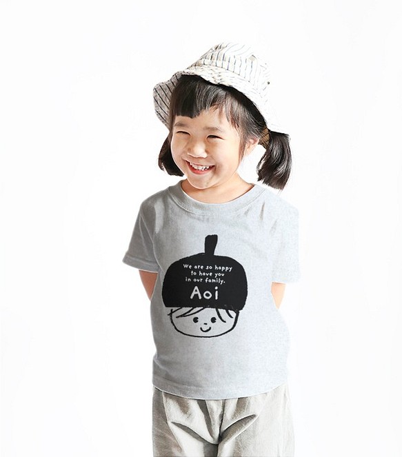 名前が入れられるＴシャツ（黒いベレーちゃん） 子供服 satoshi