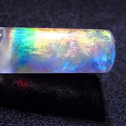 虹色ボトル　液体結晶 1枚目の画像