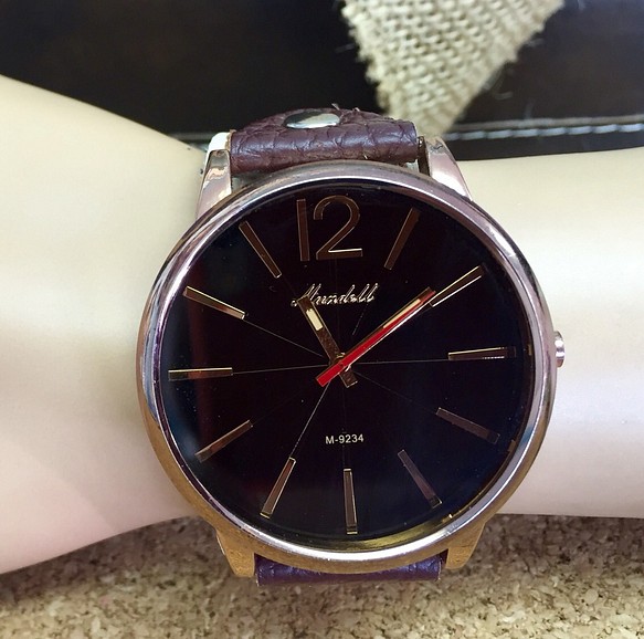 【送料無料】新作 ベルトが選べる 腕時計 柔らかい 本革ベルト カスタムウォッチ 1枚目の画像