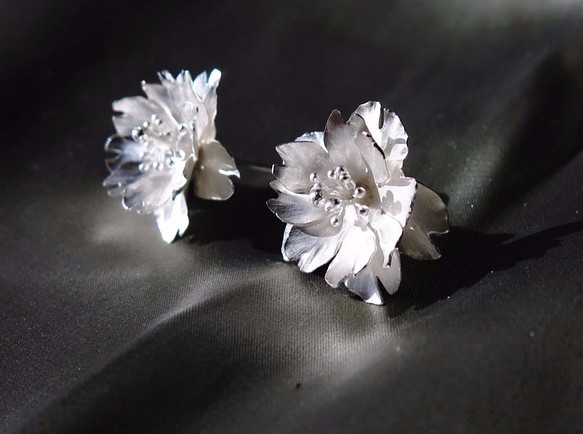 櫻花系列│重瓣櫻花純銀耳環| SAKURA | Pure Silver‧Handmade 第1張的照片