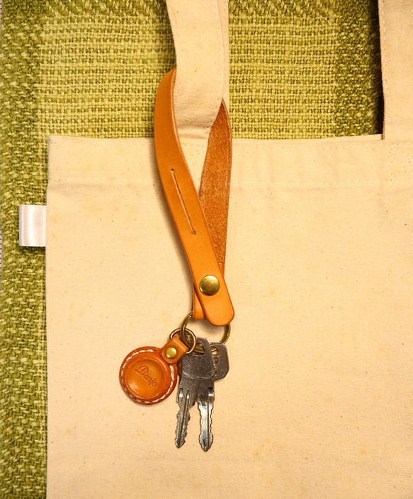 [送料無料]真鍮リングと革のキーホルダー 2way 1枚目の画像