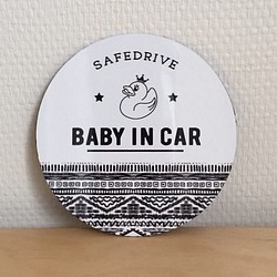 Baby in carマグネットカーステッカー 1枚目の画像