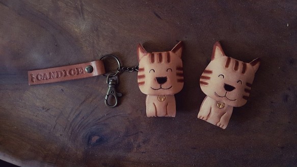 かわいい笑うミミ猫の純粋な革のキーホルダー-文字を付けることができます（誕生日、バレンタインギフト） 1枚目の画像