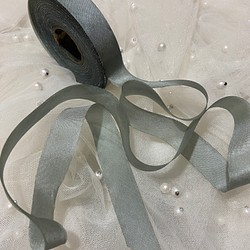 ❤︎新入荷❤︎アメリカ製・手染め・バイヤス・シルク・リボン・15mm/ライトグレー 1枚目の画像