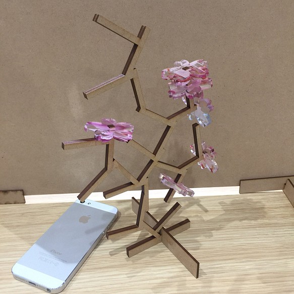 ブロック風の桜ツリーのオブジェ(木材とアクリル) 1枚目の画像