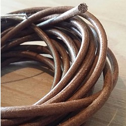 牛皮繩 真皮繩 圓皮繩 4mmx1公尺 咖啡色 原色 DIY材料 水桶袋拉繩 編織線 飾品配件 第1張的照片