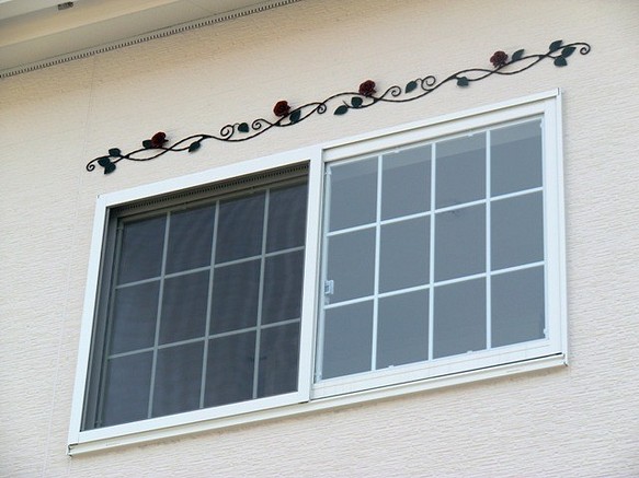 アイアン 薔薇の壁飾り140ｃｍ 鉄製 日本製 外壁 窓飾り ローズ