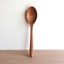 木製晚餐湯匙 第1張的照片