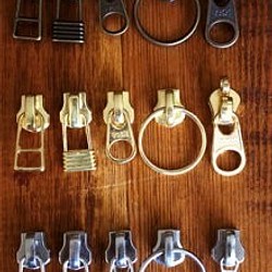 ★スライダー金具　(各５個セット）選べる形　ファスナー金具 1枚目の画像
