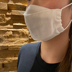 不織布マスク推奨対応インナーマスク　口元ゆったりマスク　正絹使用 1枚目の画像