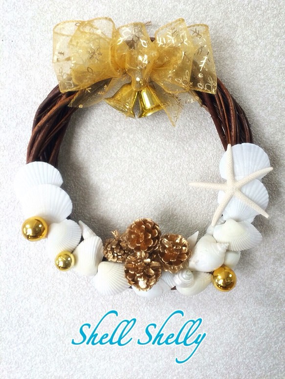 White Shell&Gold gorgeous Xmas リース Shell Shelly 通販｜Creema