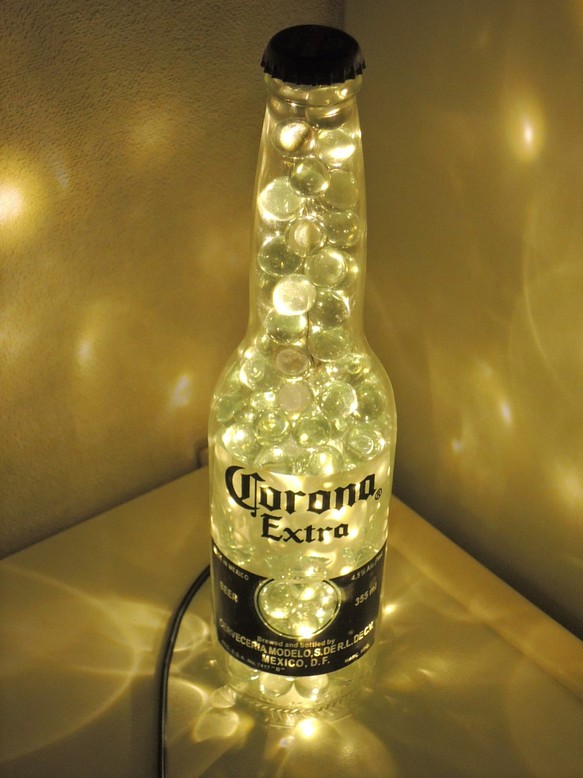 癒しのボトルランプ　「コロナビール」クリアビー玉 1枚目の画像