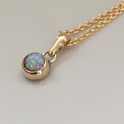 真鍮ネックレス「opal」 1枚目の画像