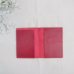 [旅行]小さなものの手作り革パスポートカバー|赤 1枚目の画像