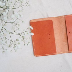 【出遊小物 】手工革製護照套 | 橙色 第1張的照片
