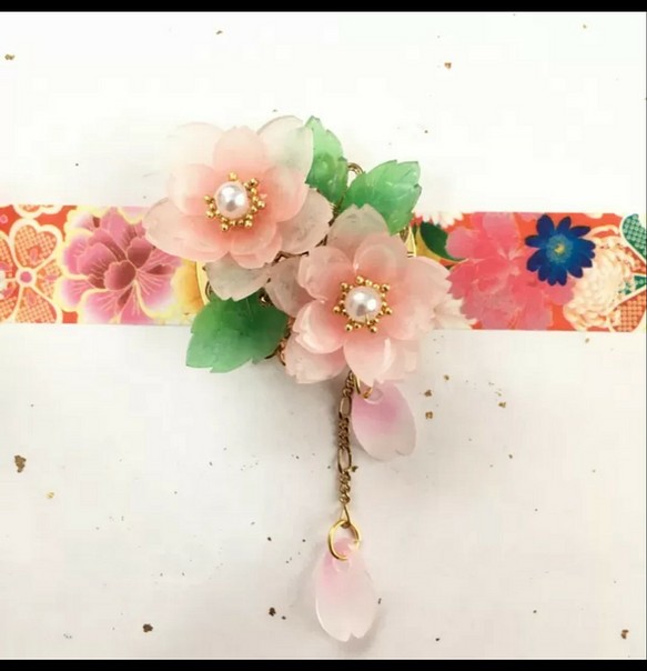 【受注生産品】八重桜の帯留め 1枚目の画像