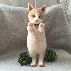 羊毛ぬいぐるみ 白薄茶トラ猫さん 羊毛フェルト Mignon Animal Anne 通販 Creema クリーマ ハンドメイド 手作り クラフト作品の販売サイト