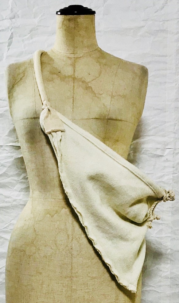 SADAHARU HIGA HAUTE COUTURE・袋物 1枚目の画像