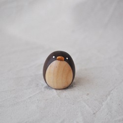 子ペンギン　ウォルナット　3 1枚目の画像