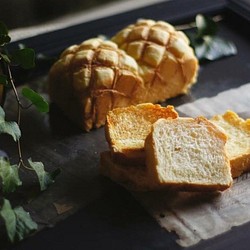 メロン食パン 1枚目の画像
