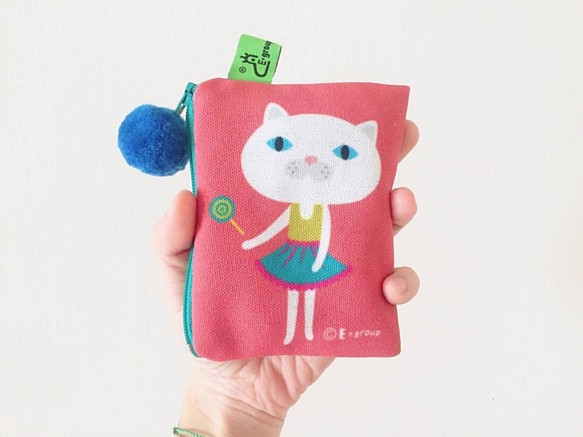 E*group 小方塊包 雙面設計 (草莓焦糖） 零錢包 鑰匙包 卡片包 貓 送禮 禮物 售價＄350 優惠＄299 第1張的照片