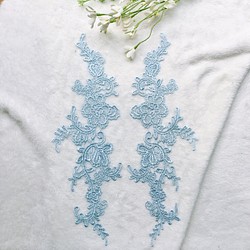 繊細 綺麗 お花 ケミカルレースモチーフ アップリケ 水色 BK171201 ハンドメイド 手芸 素材 材料 ドレス 1枚目の画像