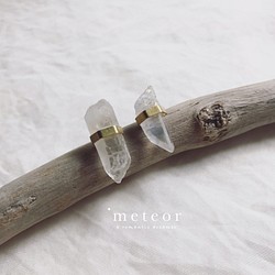 METEOR JEWELRY 極簡黃銅水晶透明耳環 《極簡系列》 第1張的照片