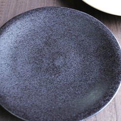 6寸皿（黒マット） 1枚目の画像