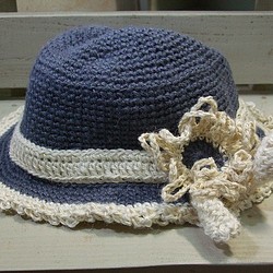 コサージュ付の帽子：麻素材（ブルー） 1枚目の画像