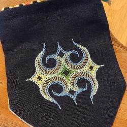 ikor op イコロ・オプ【アイヌ文様刺繍リネンミニポーチ】水流 ポーチ