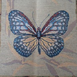 ロシアのゴブラン織り　プチゴブラン　蝶々３ 1枚目の画像